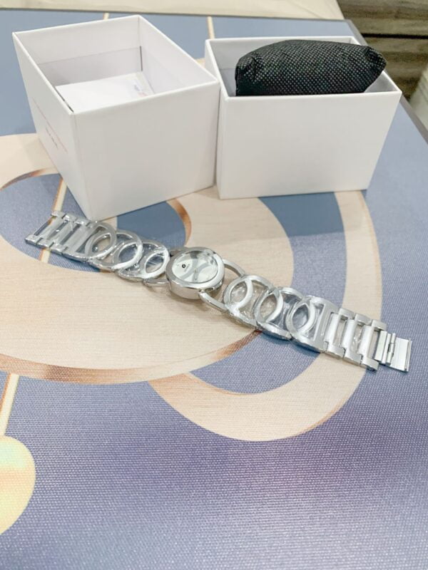 Image #5 from Mười Điều