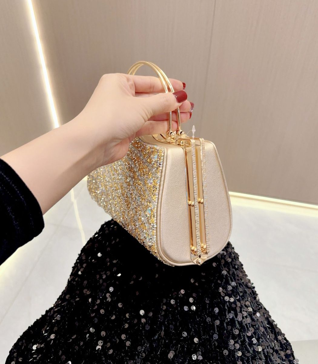 O1CN01rAbsud270gUVdjQ9D 2212461727735 0 cib