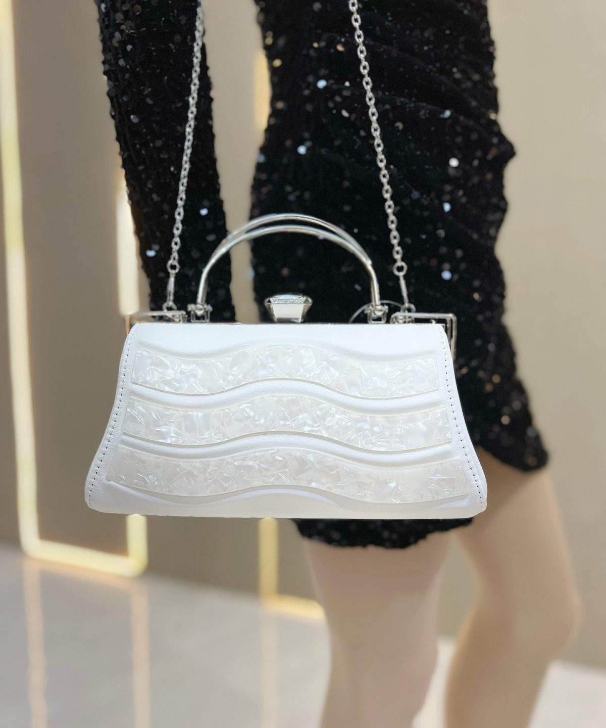 O1CN01UaqppC270gXrU9Zct 2212461727735 0 cib