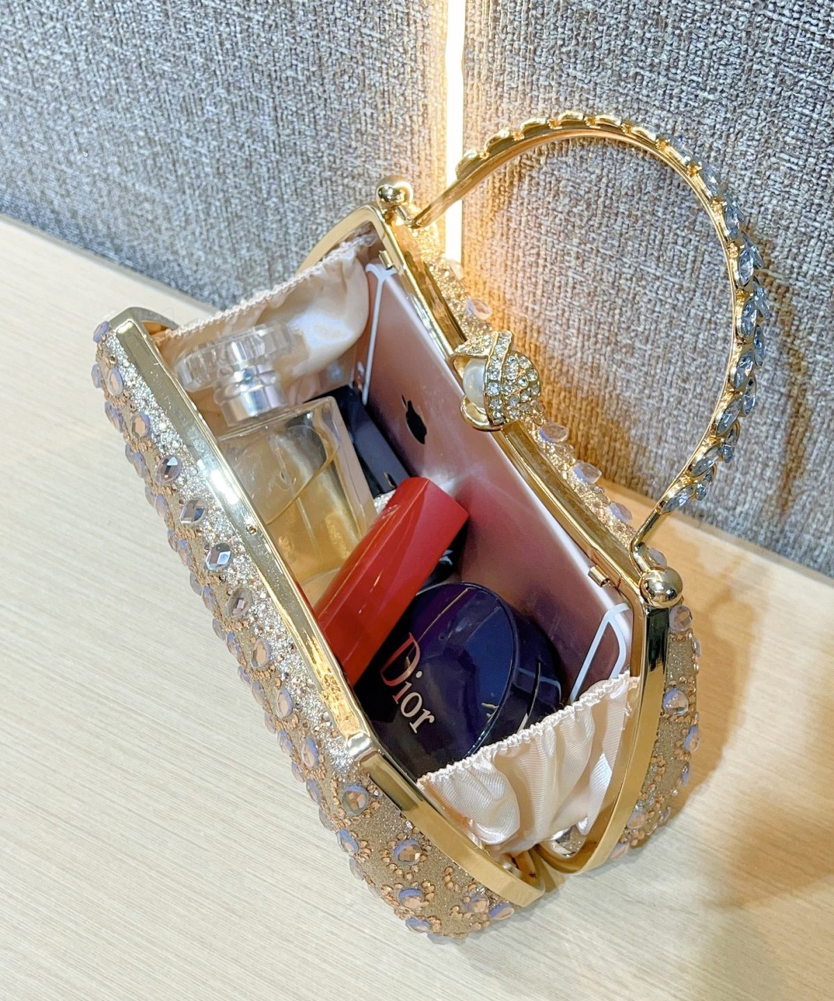 O1CN01y6hXzp270gXhT9ngG 2212461727735 0 cib